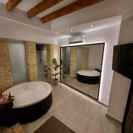 S30 Reina Victoria Apart Otel