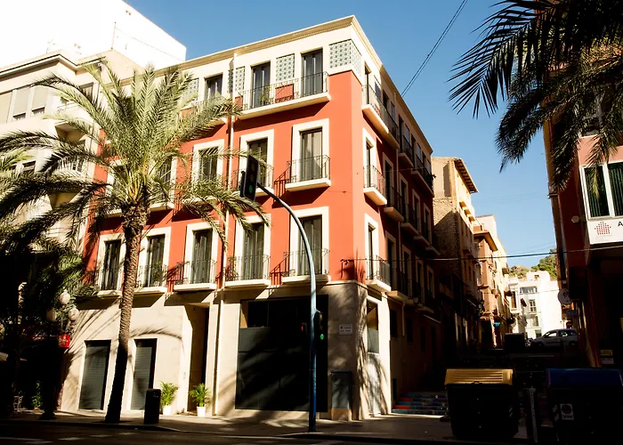 Aparthotel S30 Reina Victoria 4*