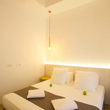 S30 Reina Victoria Apartahotel 4*